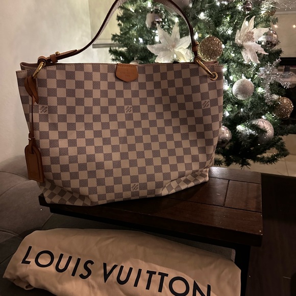 LV Graceful MM - Picture 11 of 11